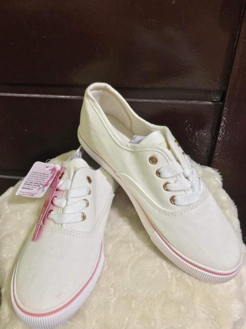 Crissa Lace Up Shoes (White) (Category: Sneakers) located in Manila. Submitted by RCiey (Listing ID 1155561418, Image 3). Description: Crissa shoes with tag Mall pull out Brand new condition, minimal damage No box included Size 37 Color may vary due to lighting.