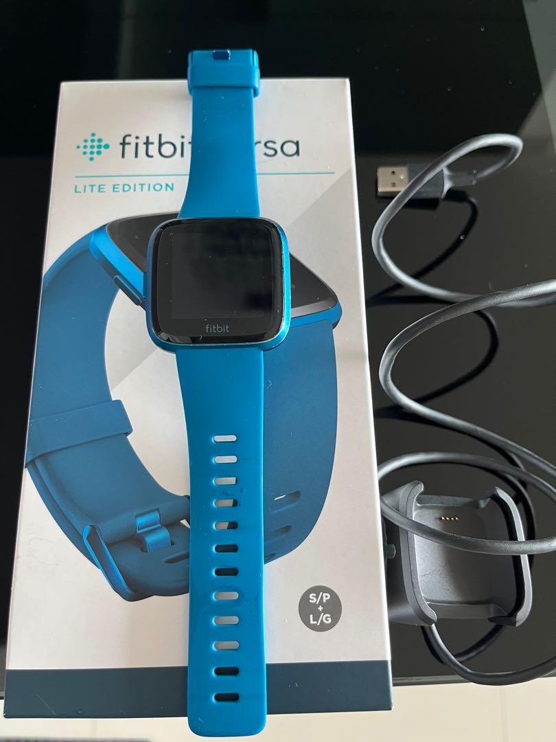 Marina 2025 blue fitbit