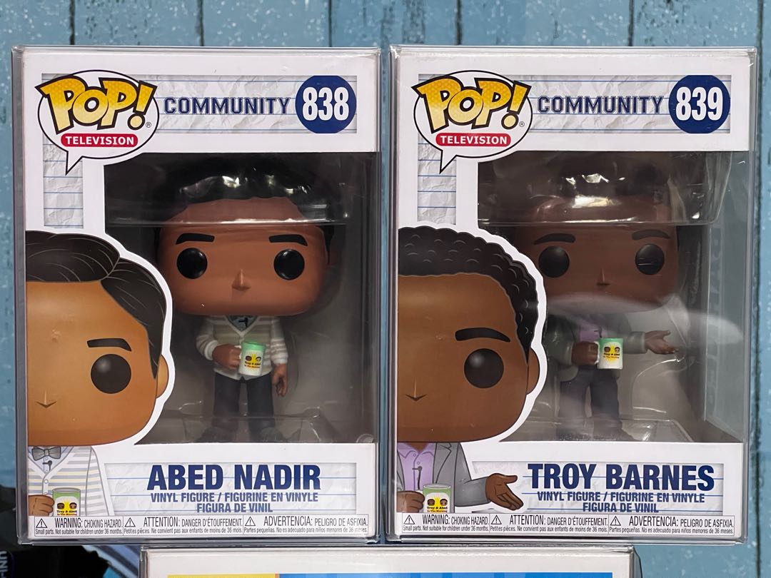 Funko Pop! Vinyl: Community - Troy Barnes - Statuina Da Collezione 9 Cm