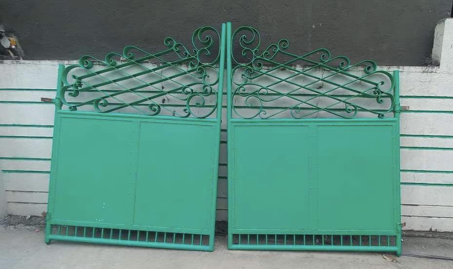 GATE FOR SALE, Furniture & Home Living, Security & Locks, Locks, Doors