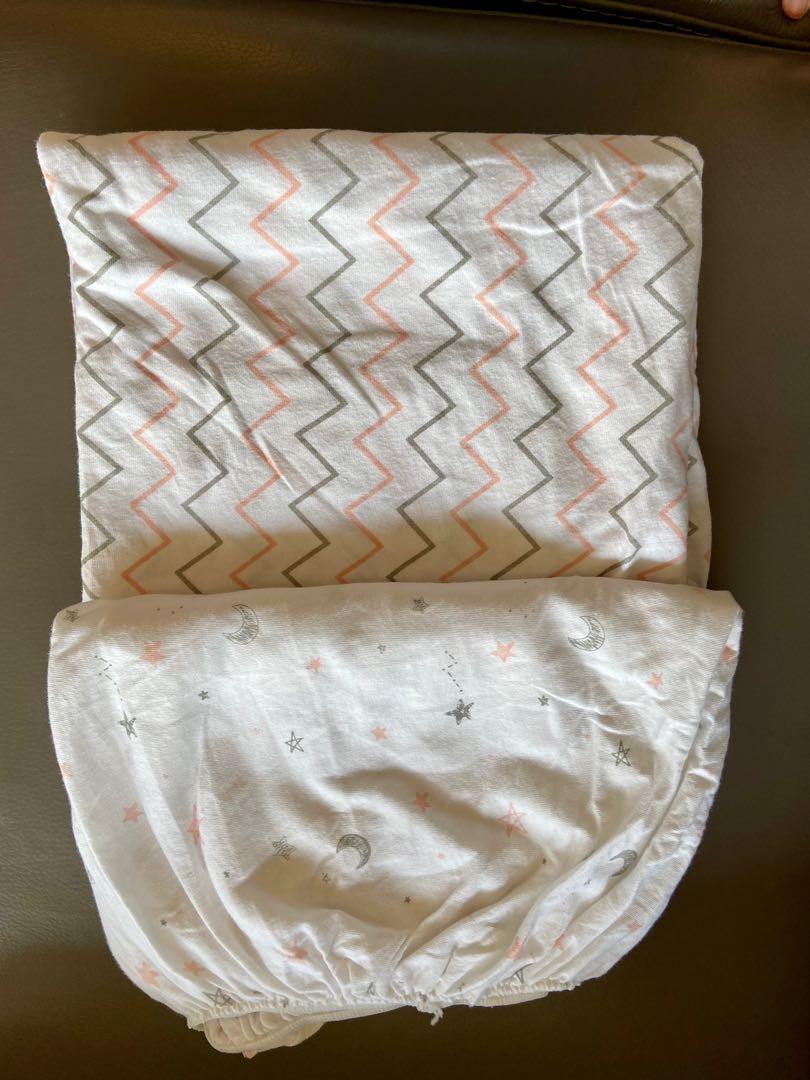 Graco playpen + free mattress cover, Babies & Kids, Baby Nursery & Kids