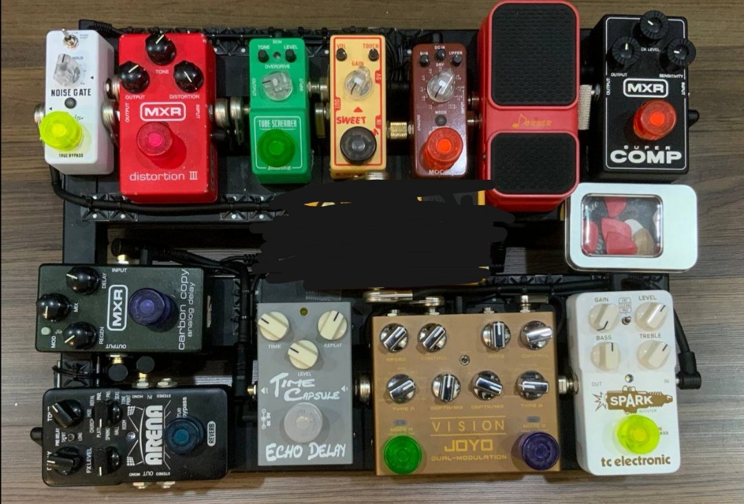 GUITAR PEDAL SALE