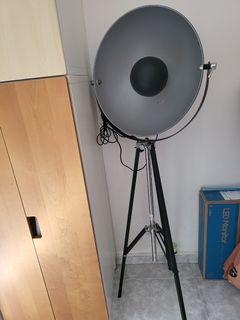 (Category: ) located in . Submitted by maddshopper (Listing ID 1155656502, Image 1). Description: .