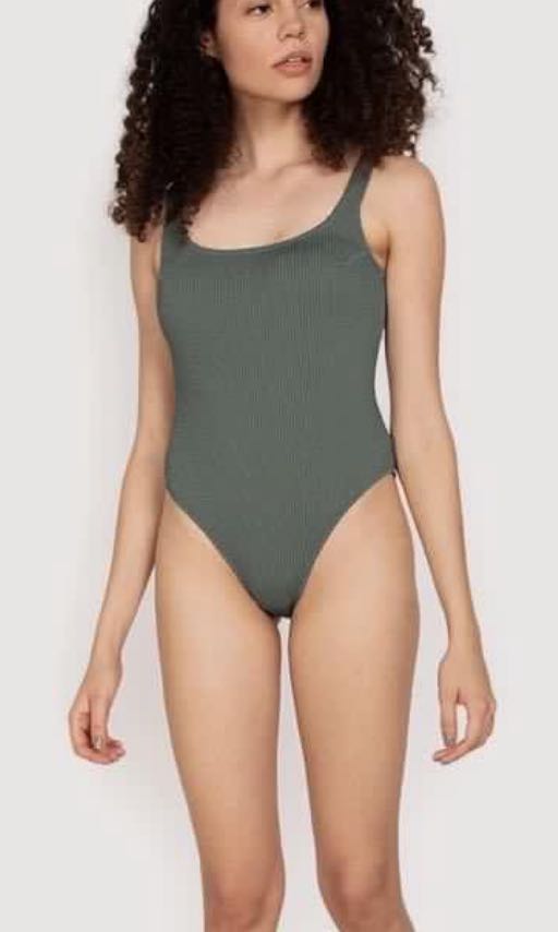 Hm one store piece swimsuit