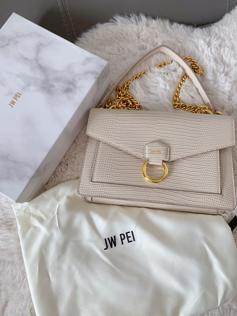 Jw store pei envelope