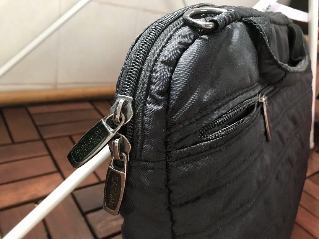 Reaction clearance laptop bag