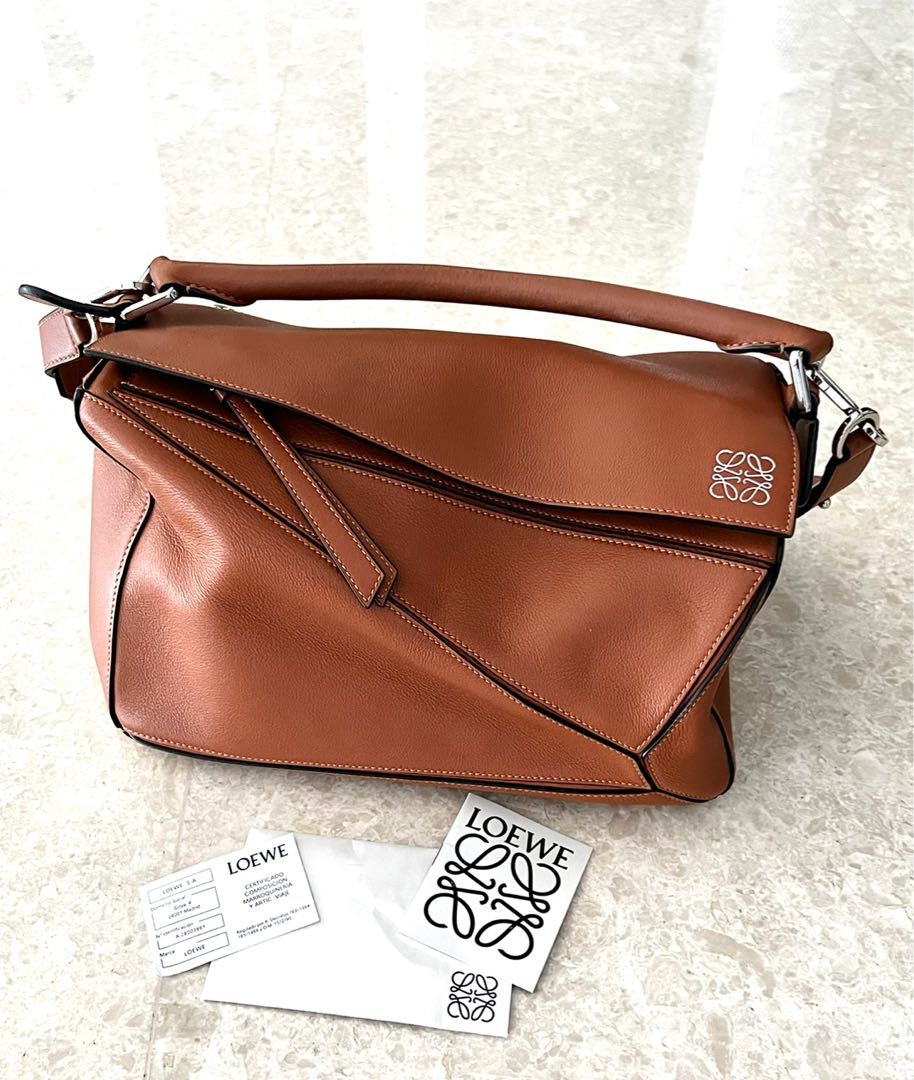 Medium loewe puzzle discount bag