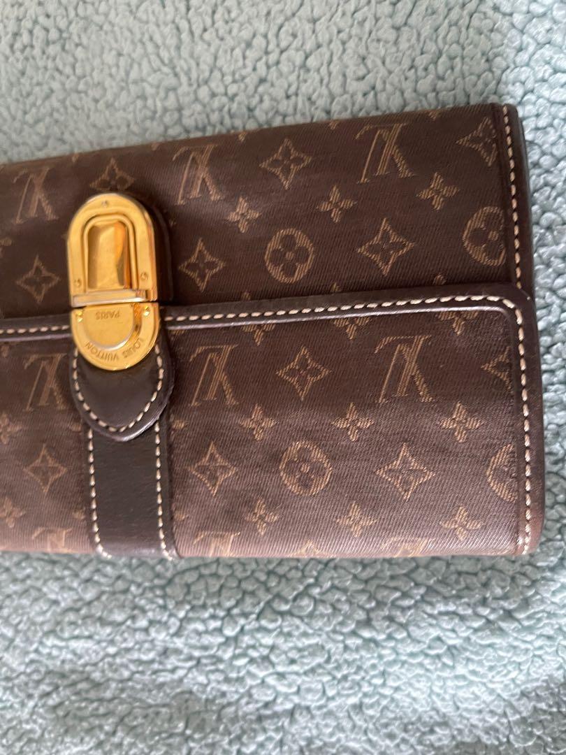 Louis Vuitton Monogram Idylle Fusain Zippy Wallet, Women's Fashion, Bags &  Wallets, Wallets & Card Holders on Carousell