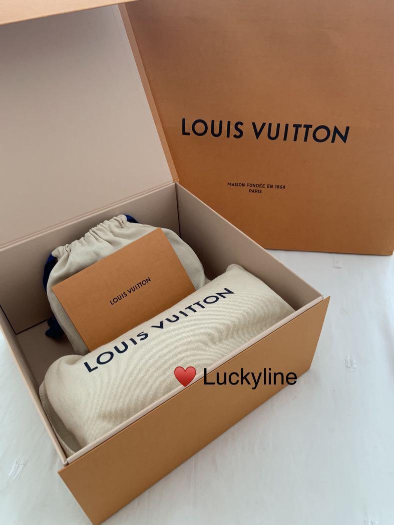Unboxing Louis Vuitton Papillon 26 - Vintage! #LouisVuitton #Papillon26 #LV  