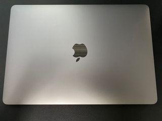 MacBook Pro 2017 ( 13”, 8GB Ram, 256GB Storage)