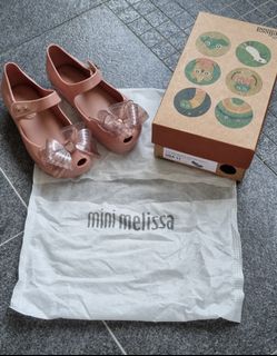(Category: ) located in . Submitted by fashiora (Listing ID 1155540536, Image 1). Description: .