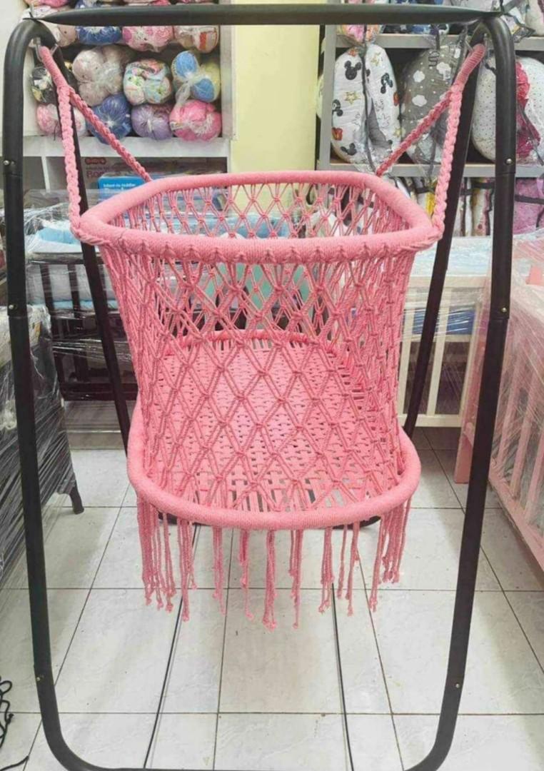 METAL STAND DUYAN, Babies & Kids, Baby Nursery & Kids Furniture, Cots