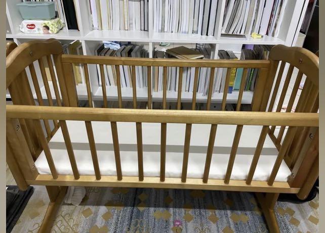 Mothercare top swinging crib