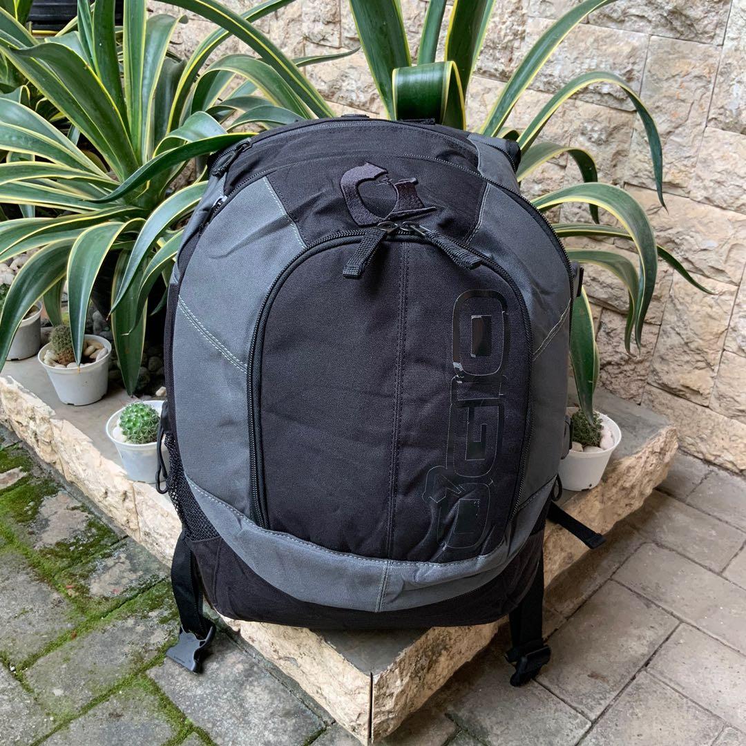 OGIO BOB BURNQUIST SKATEBOARD BACKPACK Fesyen Pria Tas Dompet