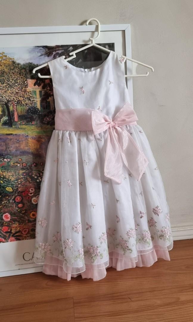 Sunday dress sales for graduation