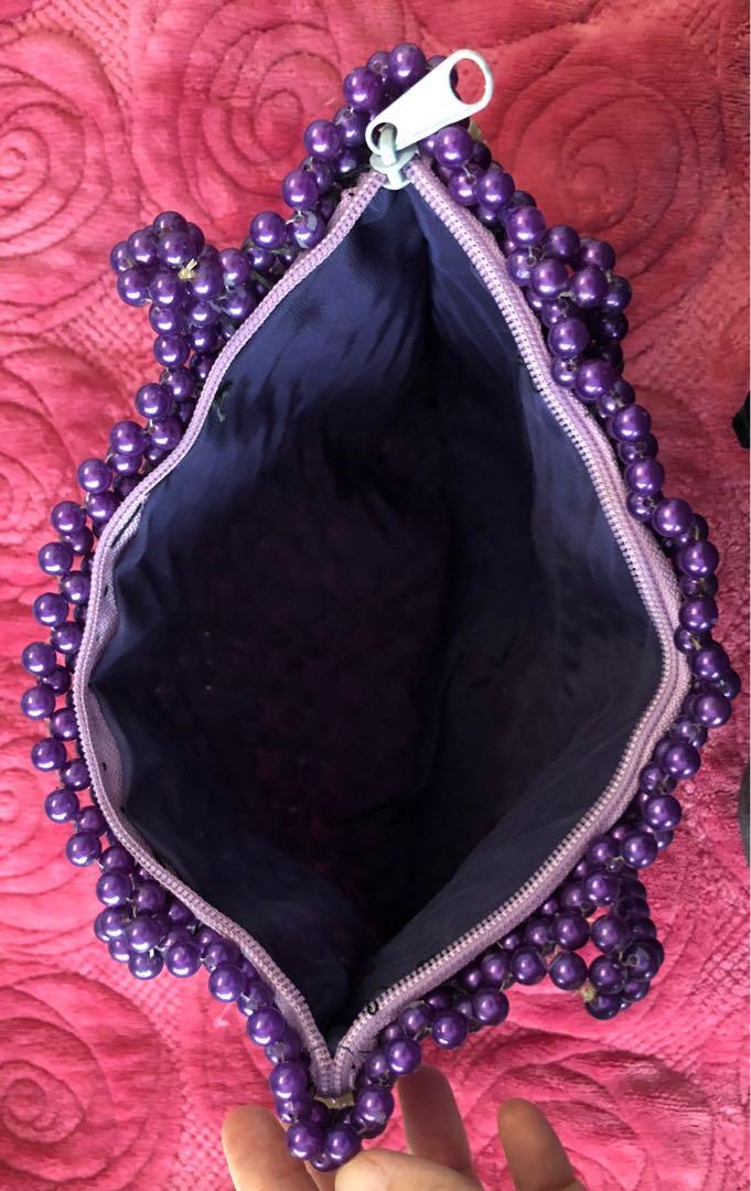 Purple and white vintage beaded bag Women s Fashion Bags