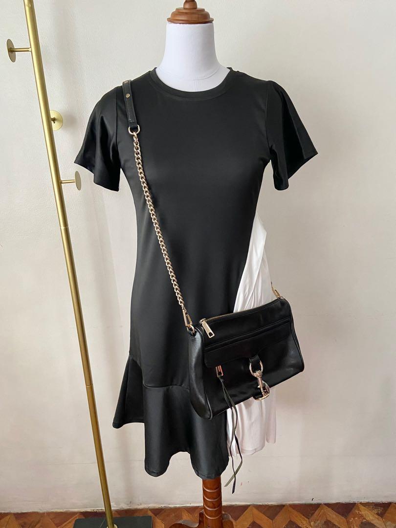 Rebecca Minkoff MAC Black Sling Bag (Category: Luxury Bags & Wallets) located in Quezon City. Submitted by maugo (Listing ID 1155620208, Image 2). Description: 7/10 condition With sign of usage Bought this in the US at P10k Meet: Theatre Mall, Greenhills.