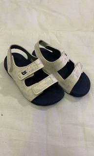 (Kategori: ) berada di . Dikirim oleh SRSTY (ID iklan 1155733660, Gambar 1). Deskripsi: .