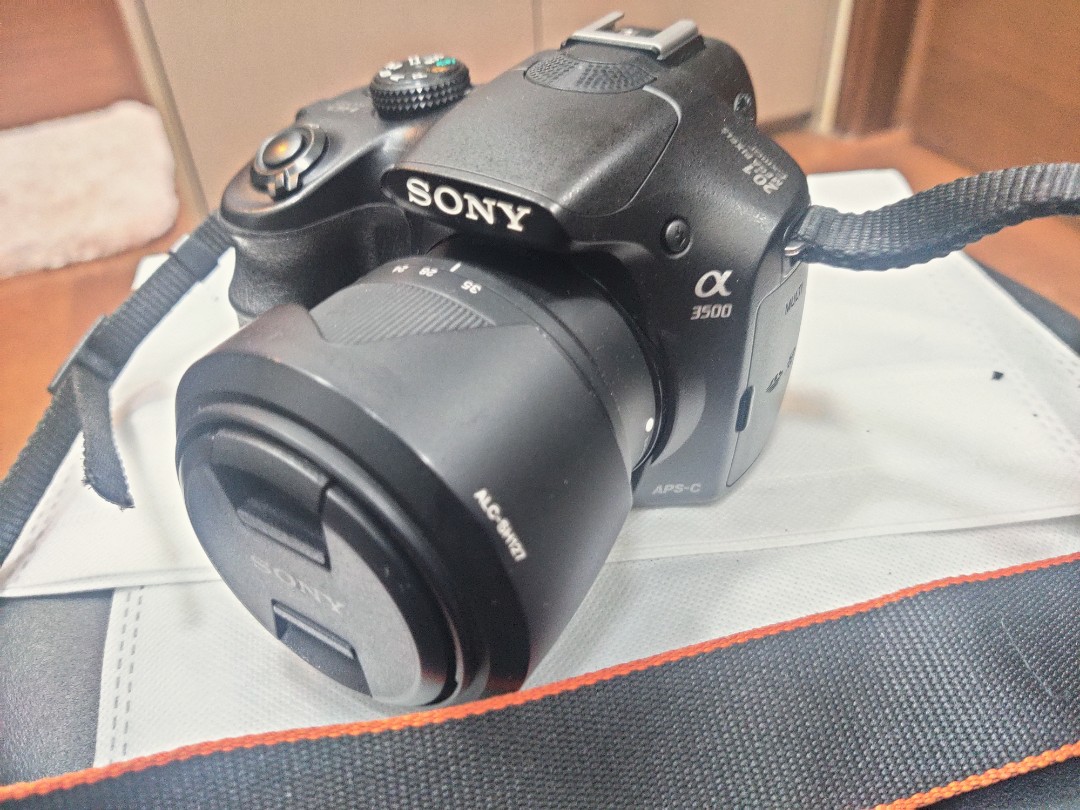 Sony Alpha3500 with stock 50mm lens, Photography, Cameras on Carousell