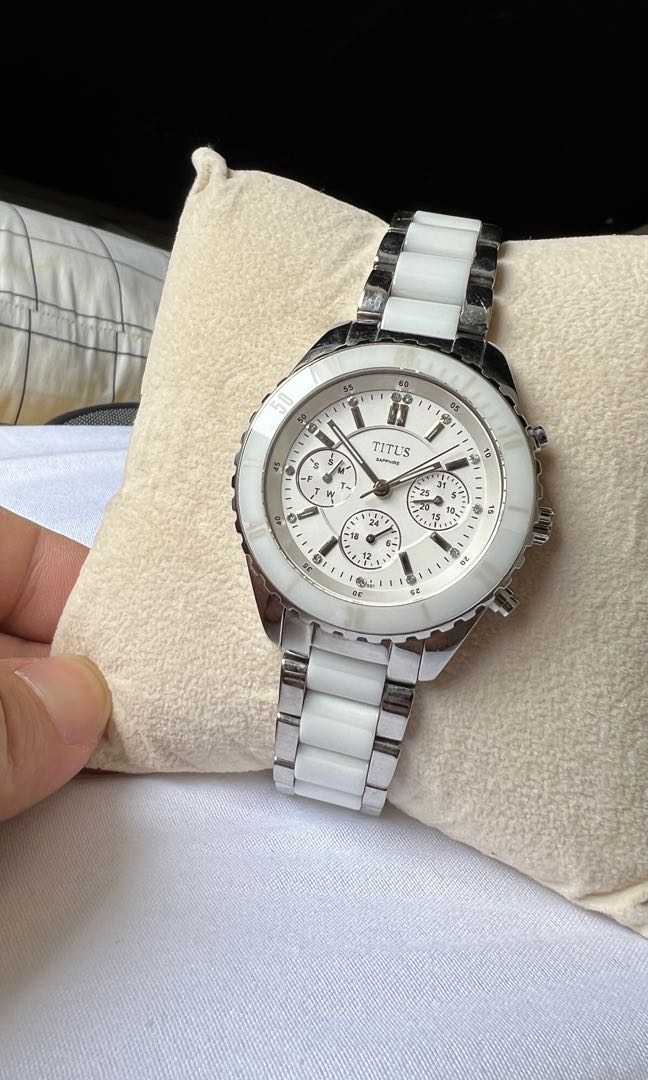 Titus ceramic top watch