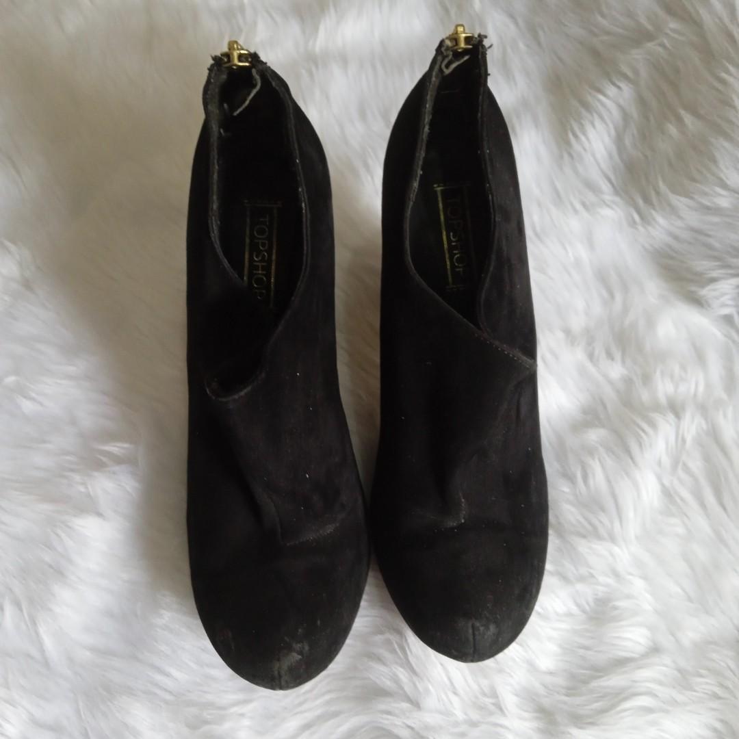 Topshop black discount suede boots