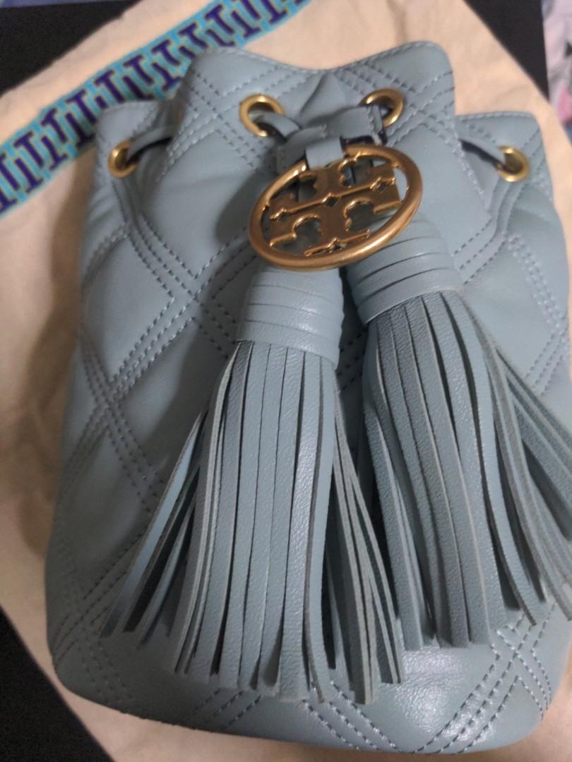 🆕 Tory Burch Soft Fleming Bucket Bag, Women's Fashion, Bags & Wallets,  Cross-body Bags on Carousell