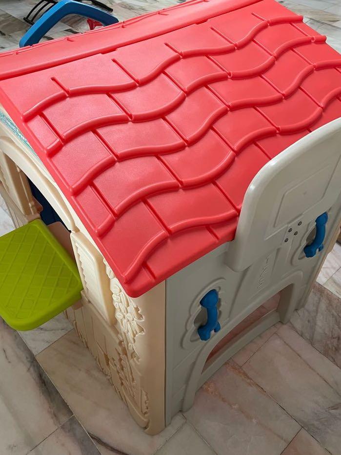 Toys R Us Playhouse, Hobbies & Toys, Toys & Games On Carousell