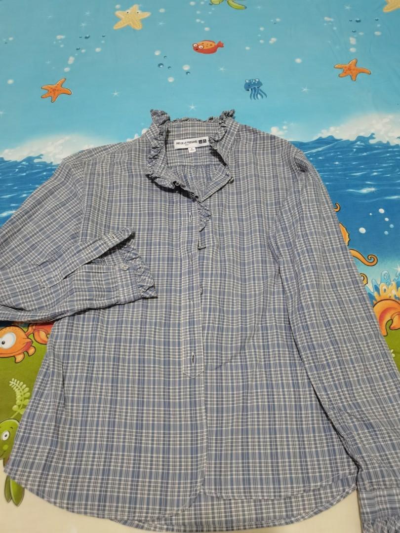 UNIQLO IDLF plaid top (Category: Longsleeves) located in Manila. Submitted by fluer_de_lis (Listing ID 1155655189, Image 1). Description: Very french chic... With dainty ruffle detail on cuff and neckline..