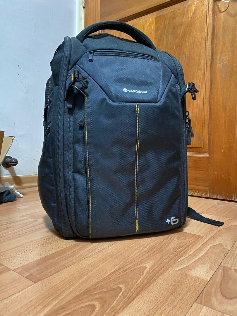 Vanguard alta rise sale 49 camera backpack