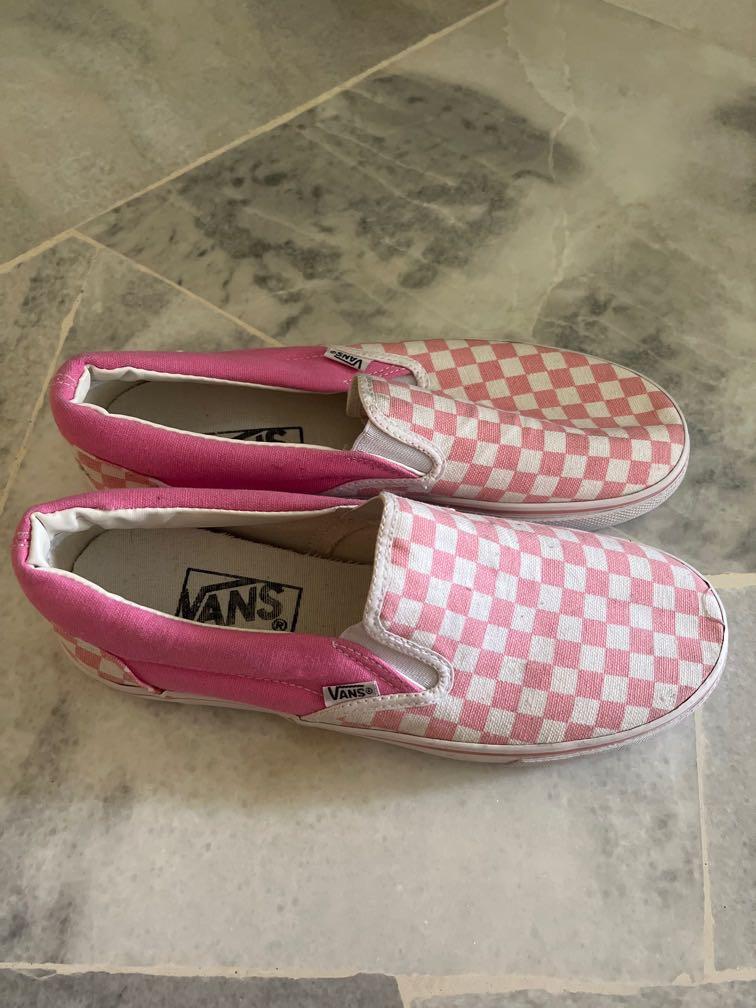 Pink chex deals vans
