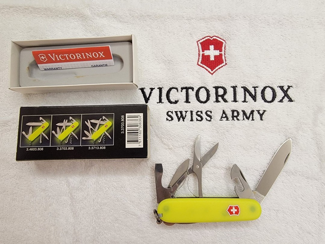 Victorinox sales climber stayglow