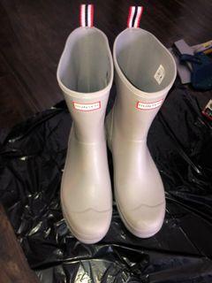 10/10 men’s hunter water boots in brand new condition