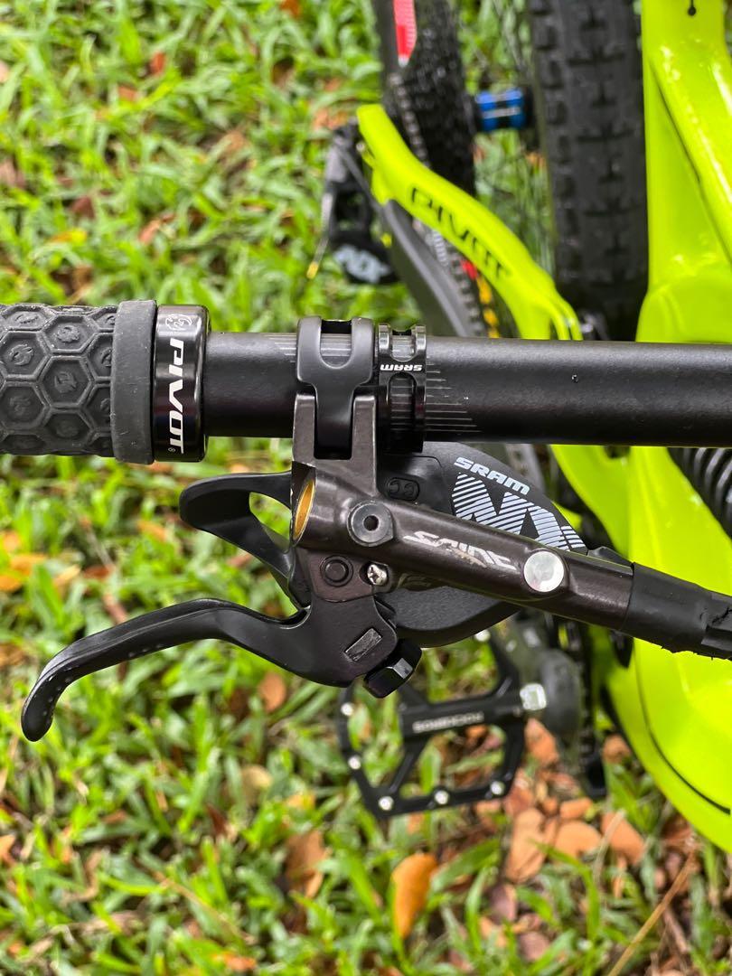27.5 Pivot Phoenix Full Carbon mountain bike downhill fox sram nx 