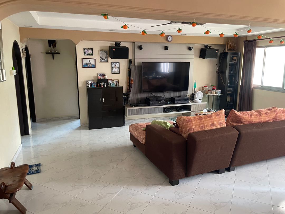 (Category: ) located in . Submitted by gavinzi (Listing ID 1155773133, Image 1). Description: .