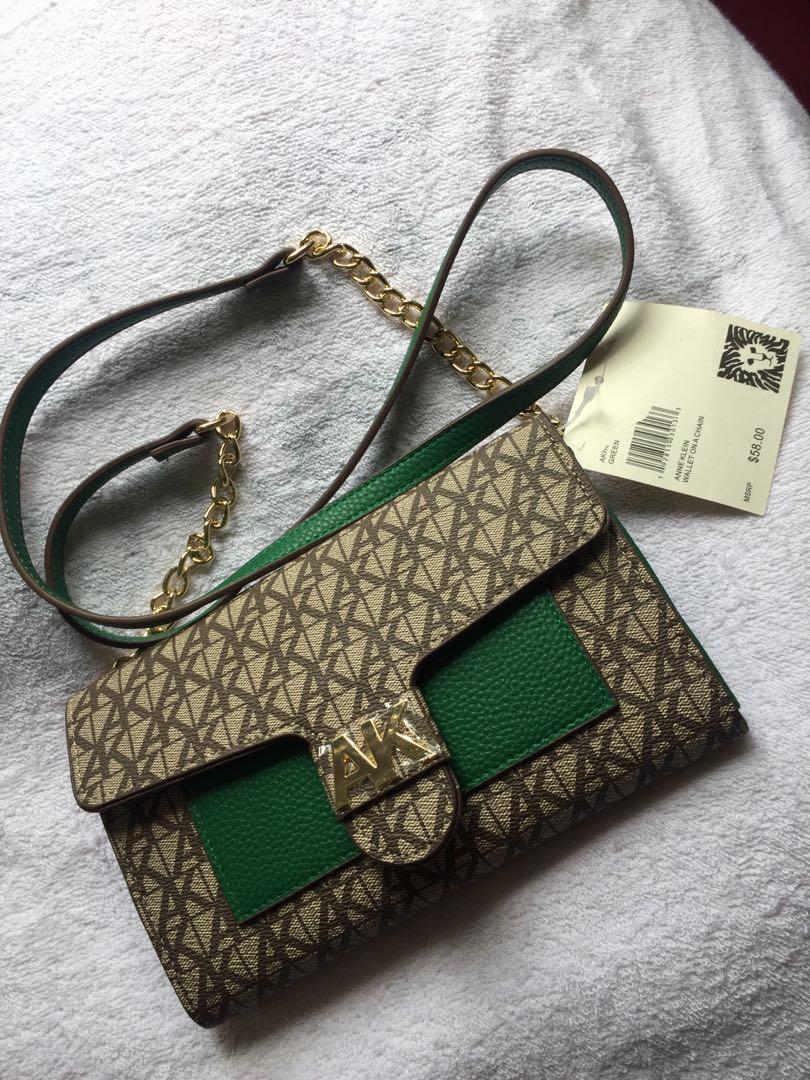 💯🇺🇸 ANN KLEIN SLING WALLET (Category: Luxury Bags & Wallets) located in Paranaque City. Submitted by curatedluxury (Listing ID 1155928176, Image 1). Description: Original US Bought.