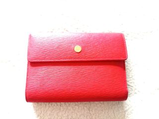 (Category: ) located in . Submitted by thriftbrandeditems (Listing ID 1155809464, Image 1). Description: .