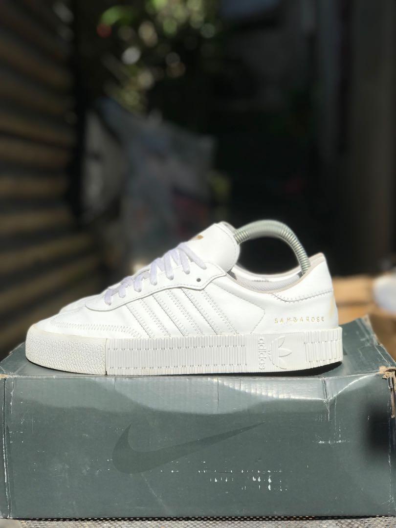 Samba rose triple white top