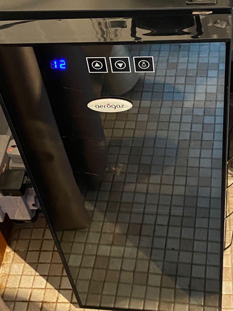 Aerogaz Wine chiller 12 bottles, TV & Home Appliances, Kitchen