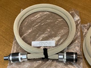 （分類：）位於 。 由 mr.b.le 提交（商品編號 1155898954，圖片 1）。簡介： 。