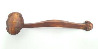 Boxwood Ruyi carving. 黄杨木如意木雕