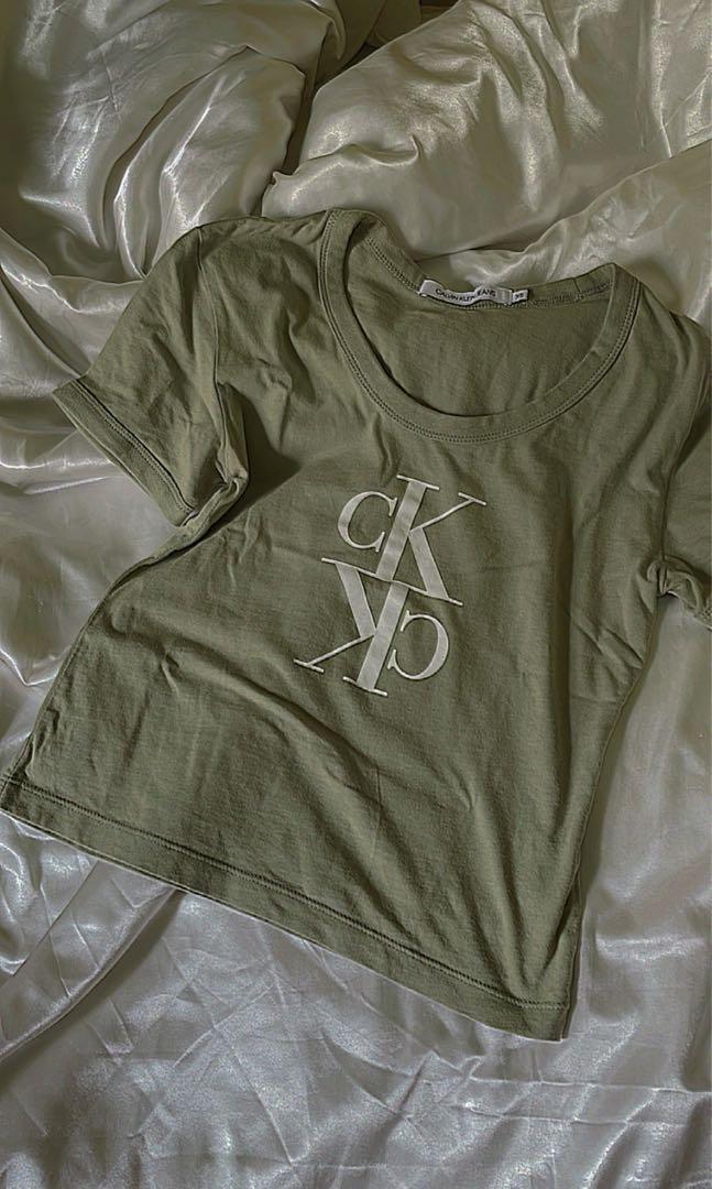 Calvin Klein sage green top, Women's Fashion, Tops, Shirts on Carousell