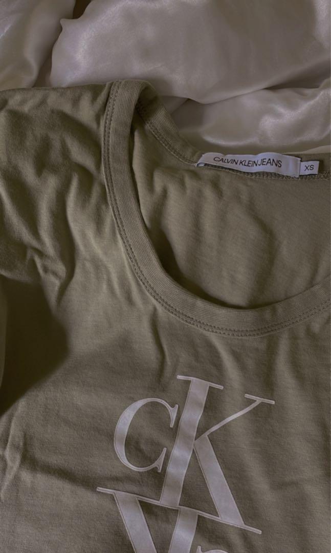 Calvin Klein sage green top, Women's Fashion, Tops, Shirts on Carousell