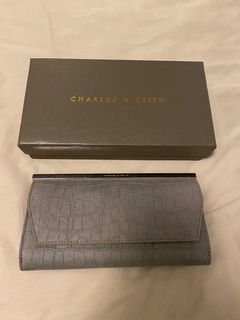 （分類：）位於 。 由 pingucindy1110 提交（商品編號 1155873829，圖片 1）。簡介： 。