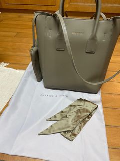 （分類：）位於 。 由 w262349 提交（商品編號 1155857953，圖片 1）。簡介： 。
