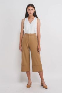 (Category: ) located in . Submitted by basiccouture (Listing ID 1155803306, Image 1). Description: .