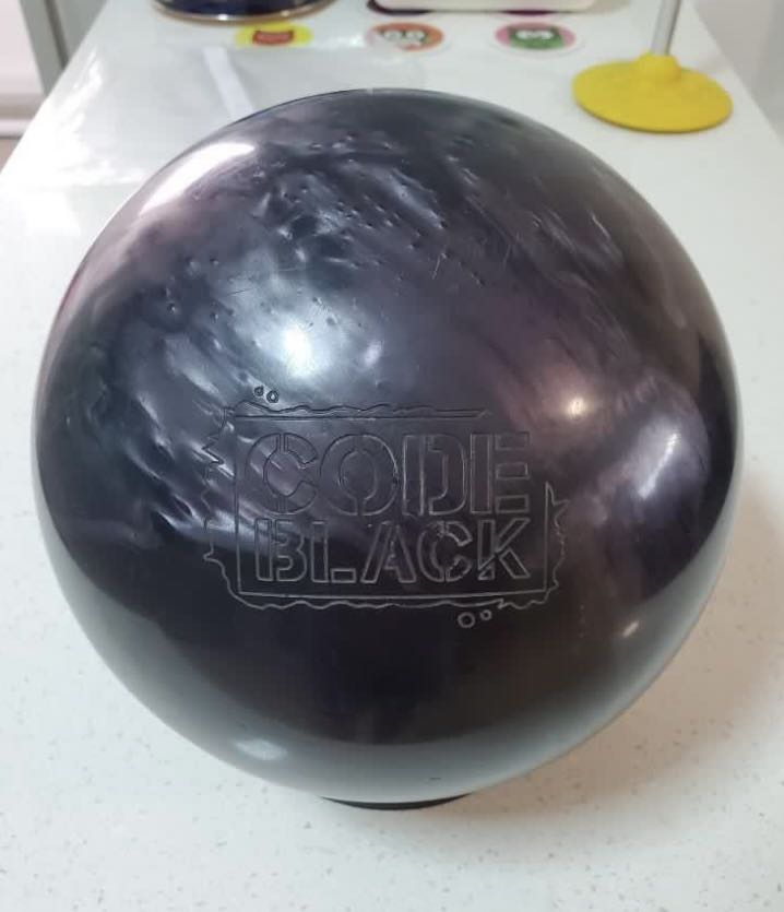 CODE BLACK bowling ball, Sports Equipment, Sports & Games, Billiards