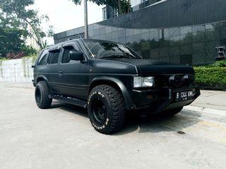 Di Jual Mobil Terano Black