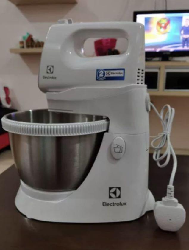 Electrolux Stand Mixer 3.5L 450W, TV & Home Appliances, Kitchen