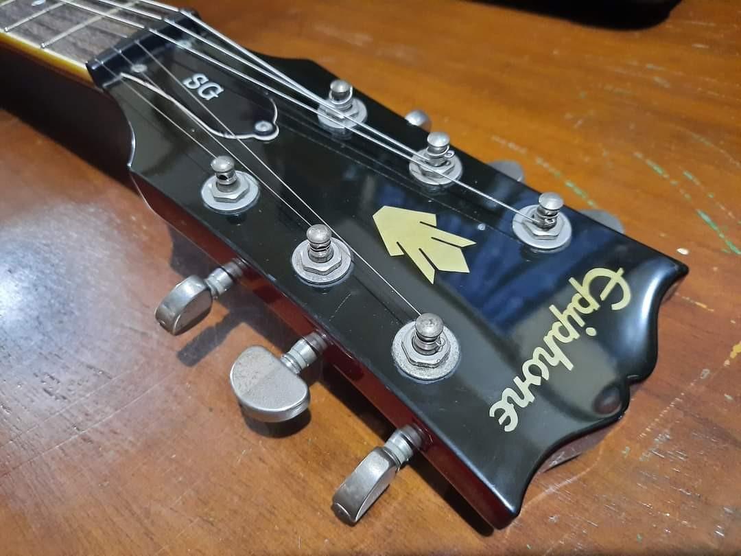 Epiphone SG custom 3ピックアップ 板バネアーム ギター 
