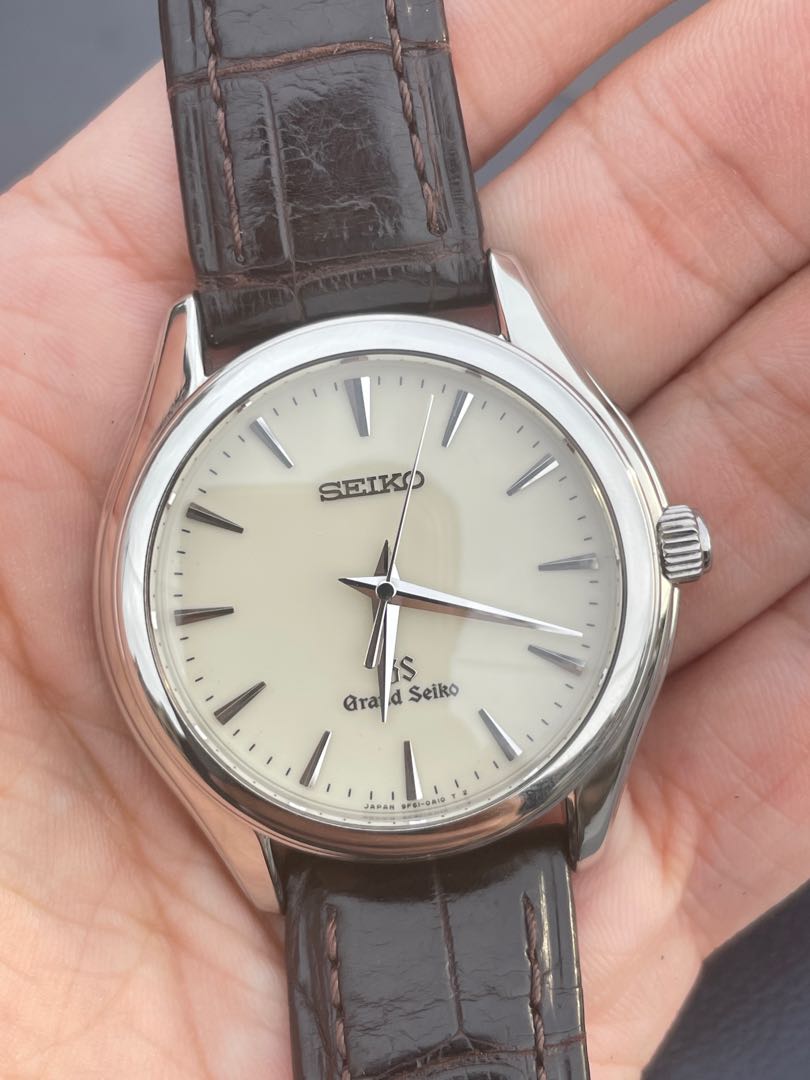 Grand Seiko 9F61-0A10, Men's Fashion, Watches & Accessories, Watches on  Carousell
